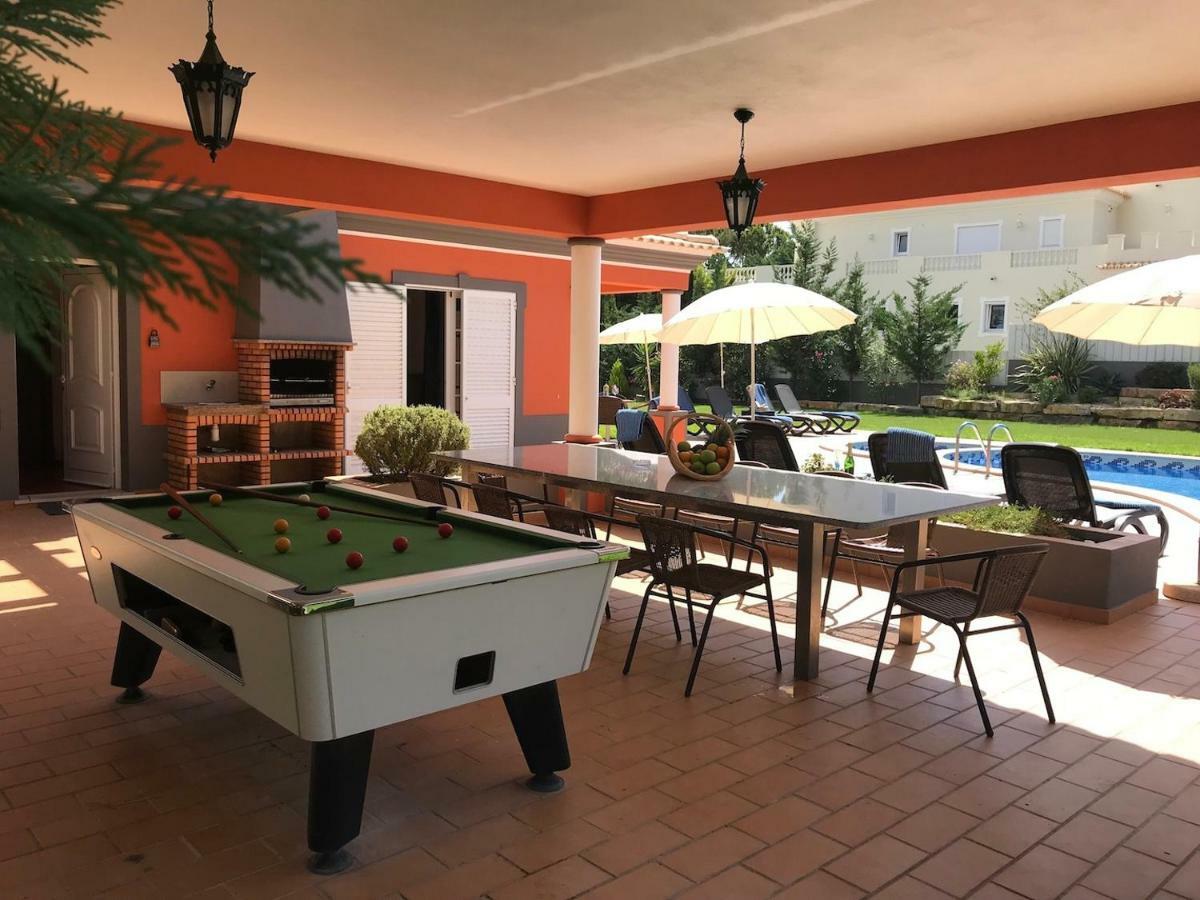 Villa 5 Bedroom Private Tenazinha Iii, Pool, Garden, Bbq Albufeira