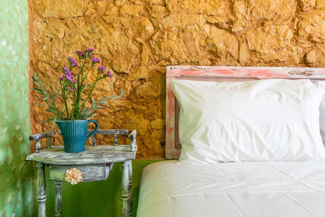 Lameira Da Longra - Bohemian Artistic House Guest house *