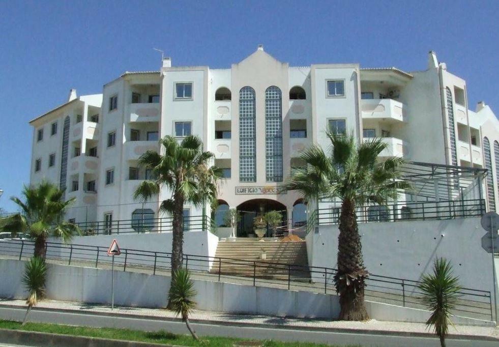 Vau Sea View, T2 Apartment, Close To Beach,ideal For Families *