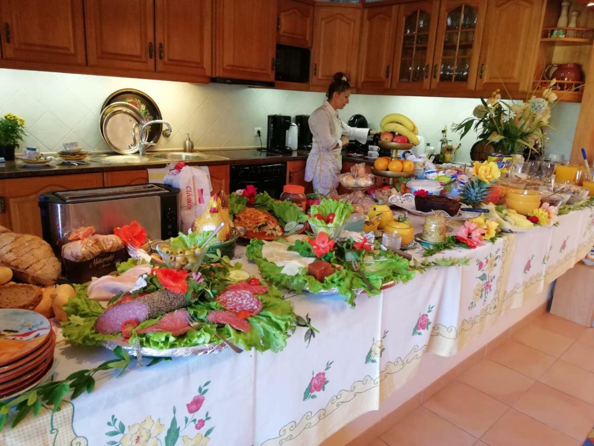 Bed & Breakfast De Sol Sesimbra