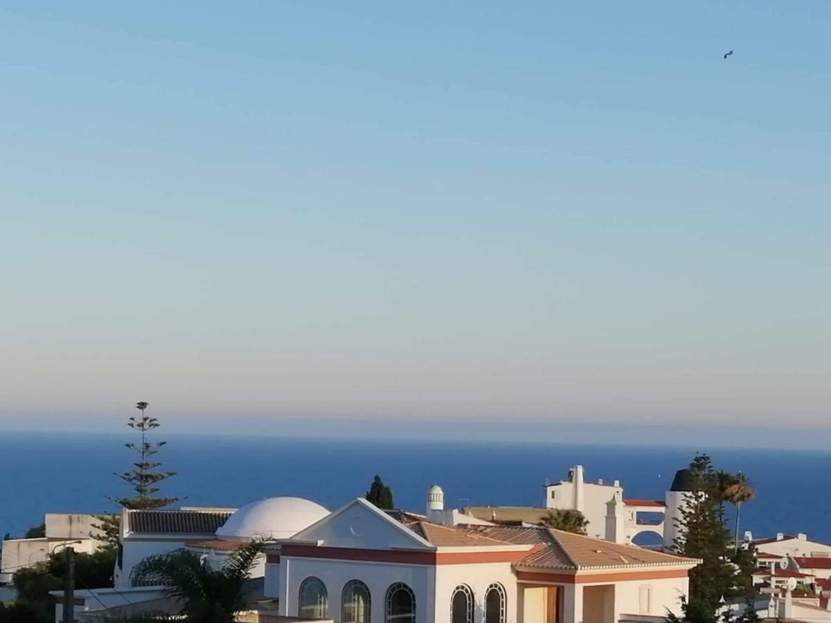 Sea View 3 *