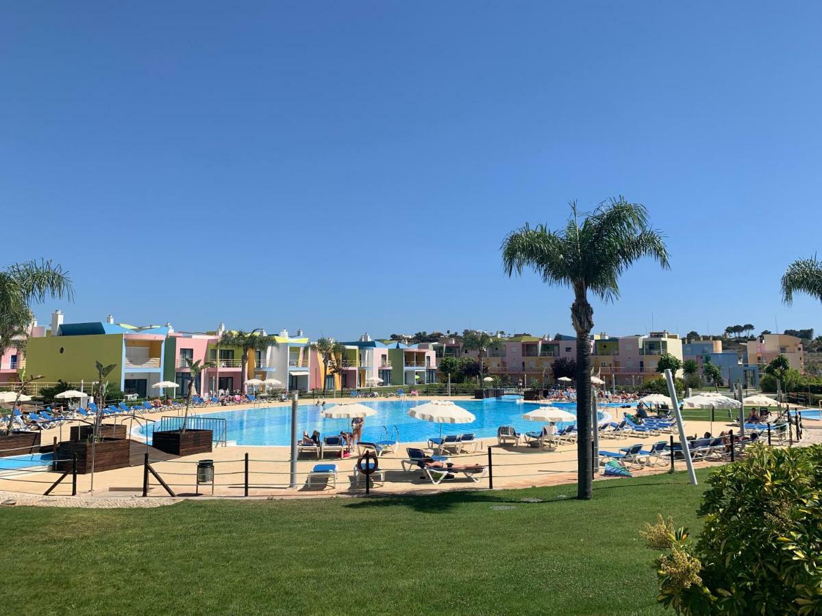Apartment Penthouse 160sqm Wide Terraces Pool View & Private Hot Tub & Parking Albufeira