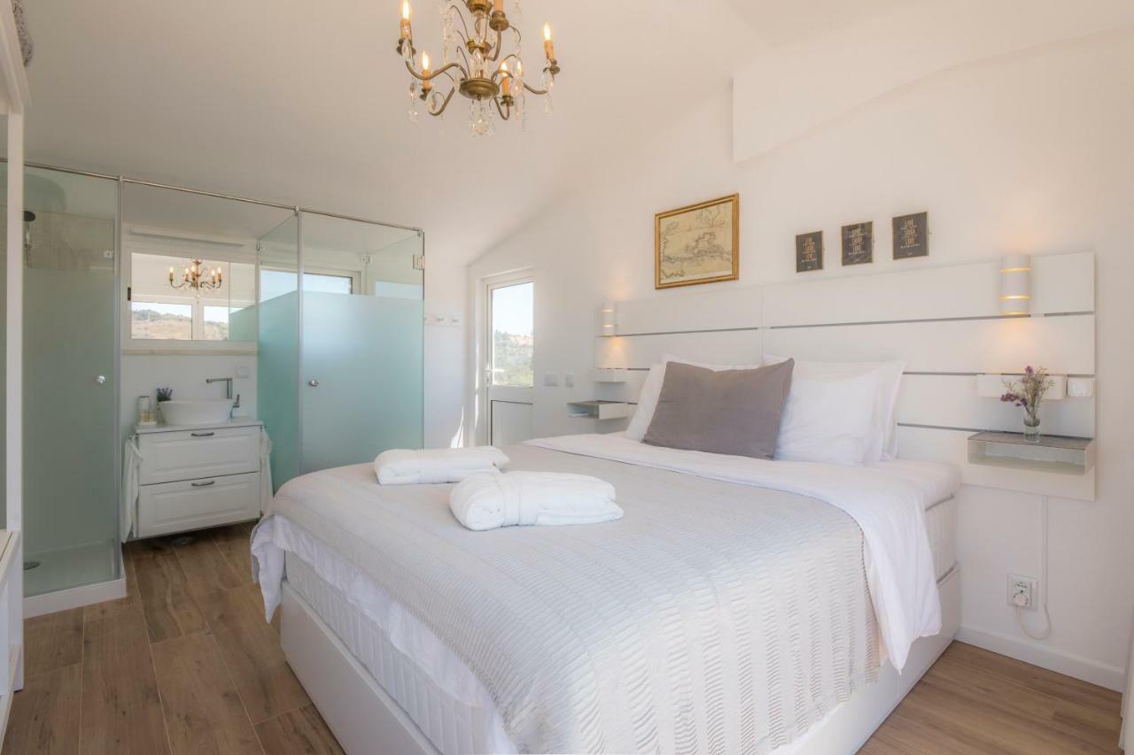 Casa Luisandra Boutique Bed & Breakfast Luz