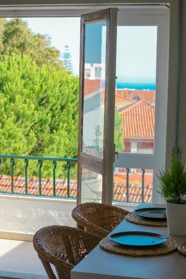 Your Place In Apartment *