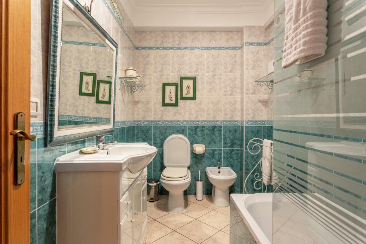 Apartamento Wonderful Flats With Pool By Host Wise