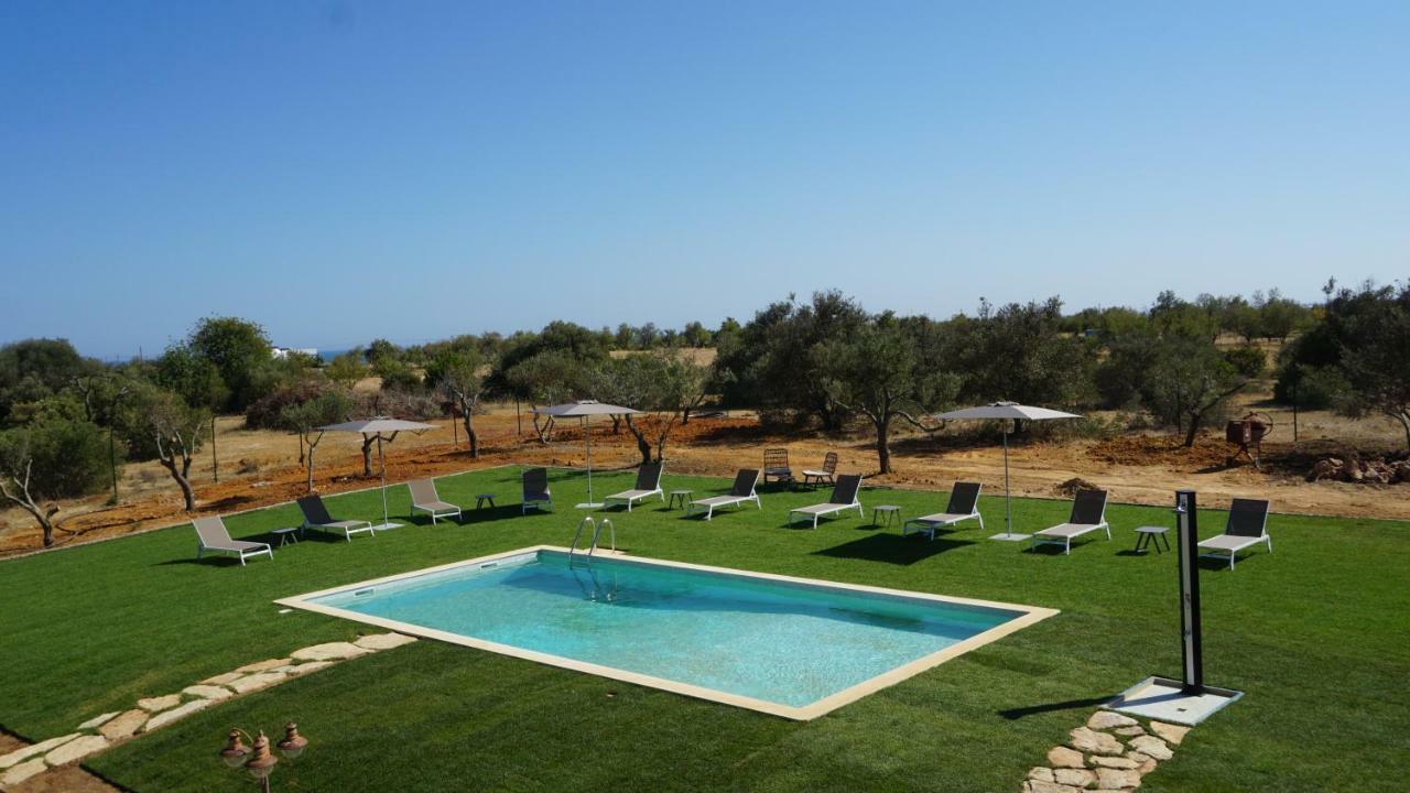 With Pool & Garden By Host Wise Fuseta