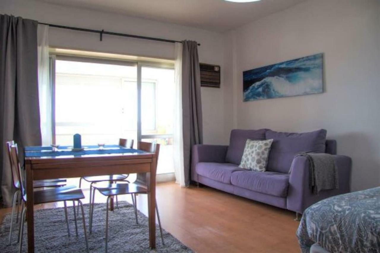 Apartamento Wonderful In Front Of The Costa da Caparica