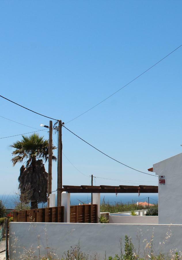 Number 10 House Holiday home A dos Cunhados