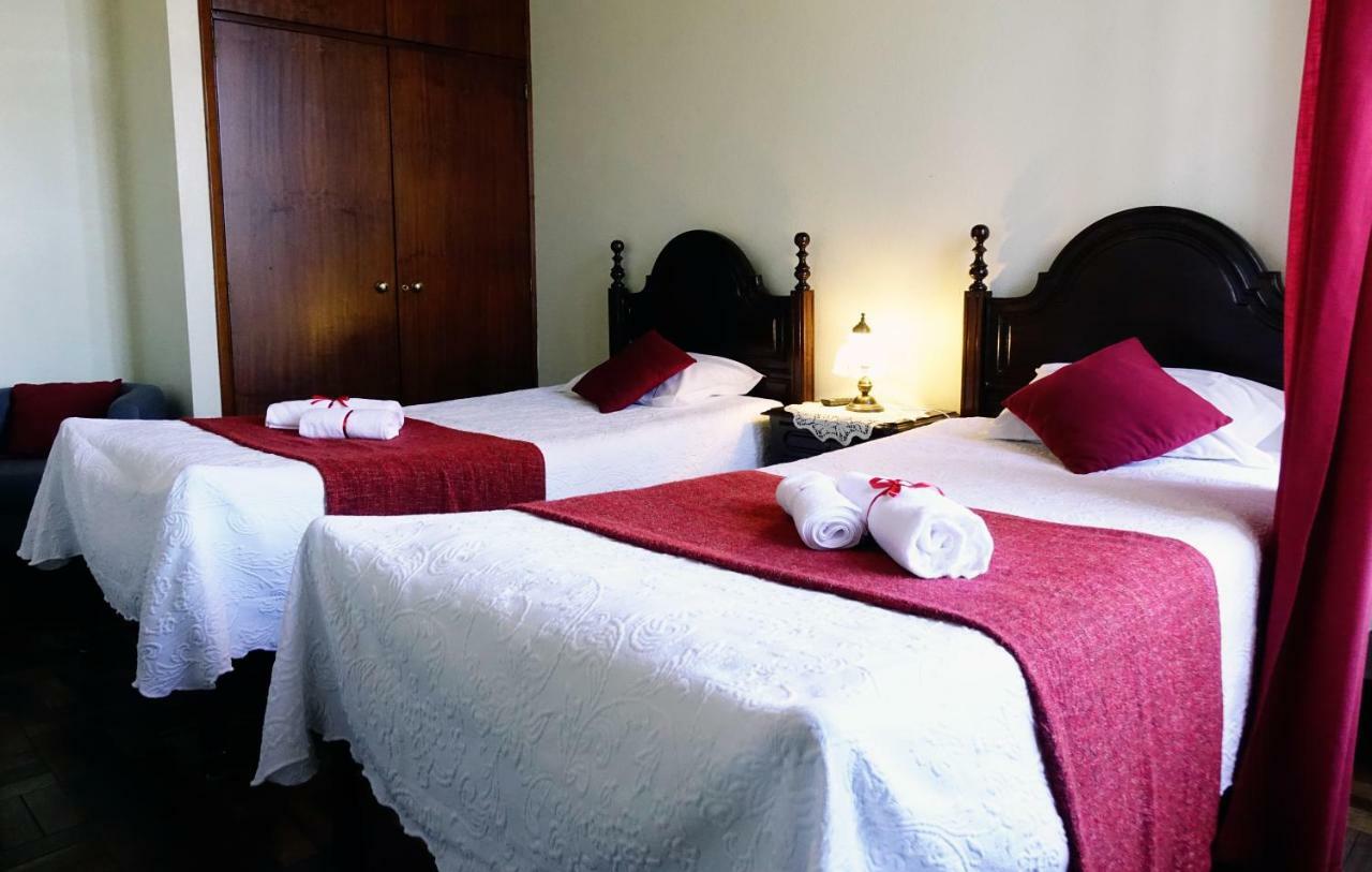 Gordon Hotel *