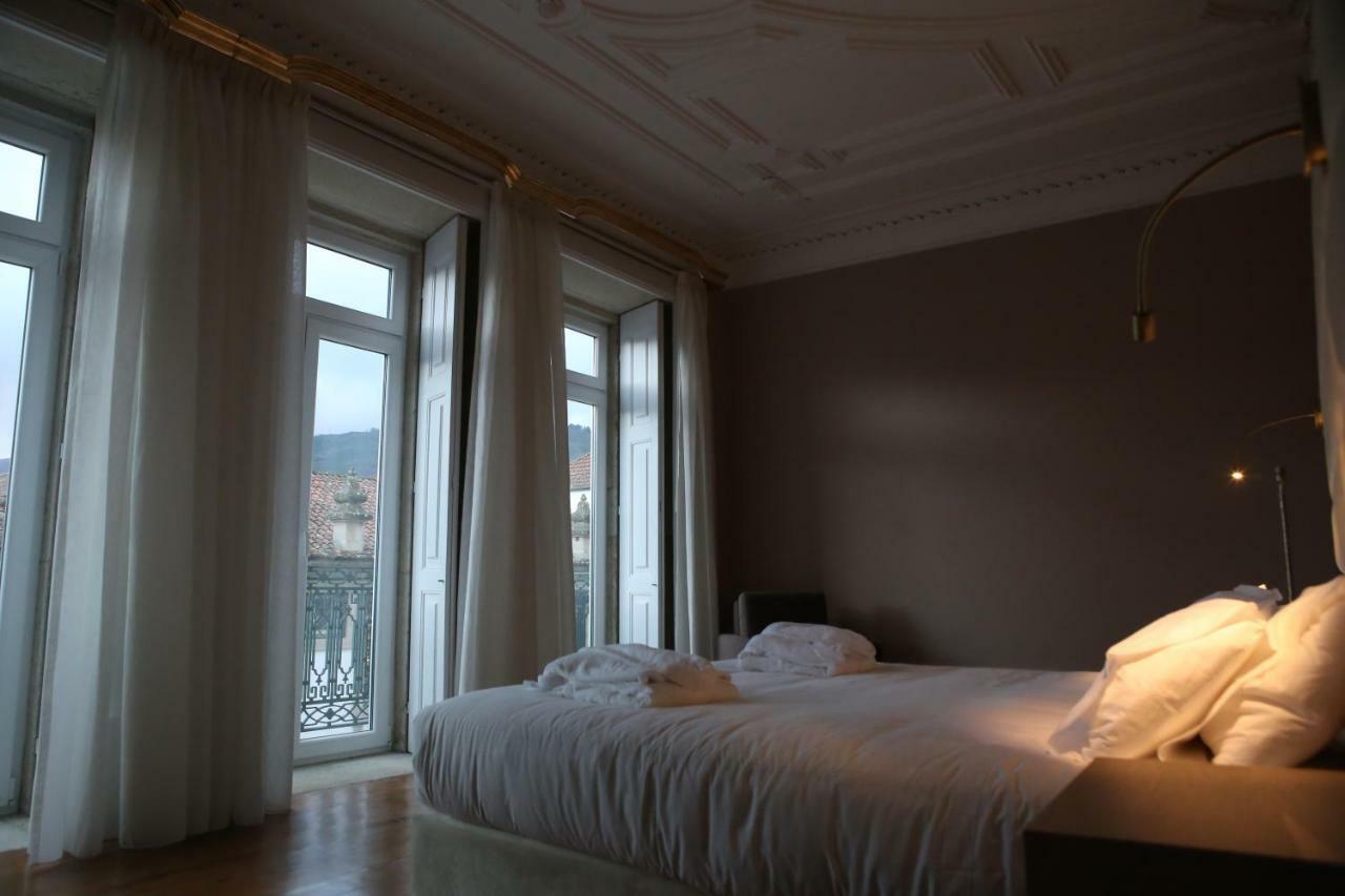 Muralha Charm House