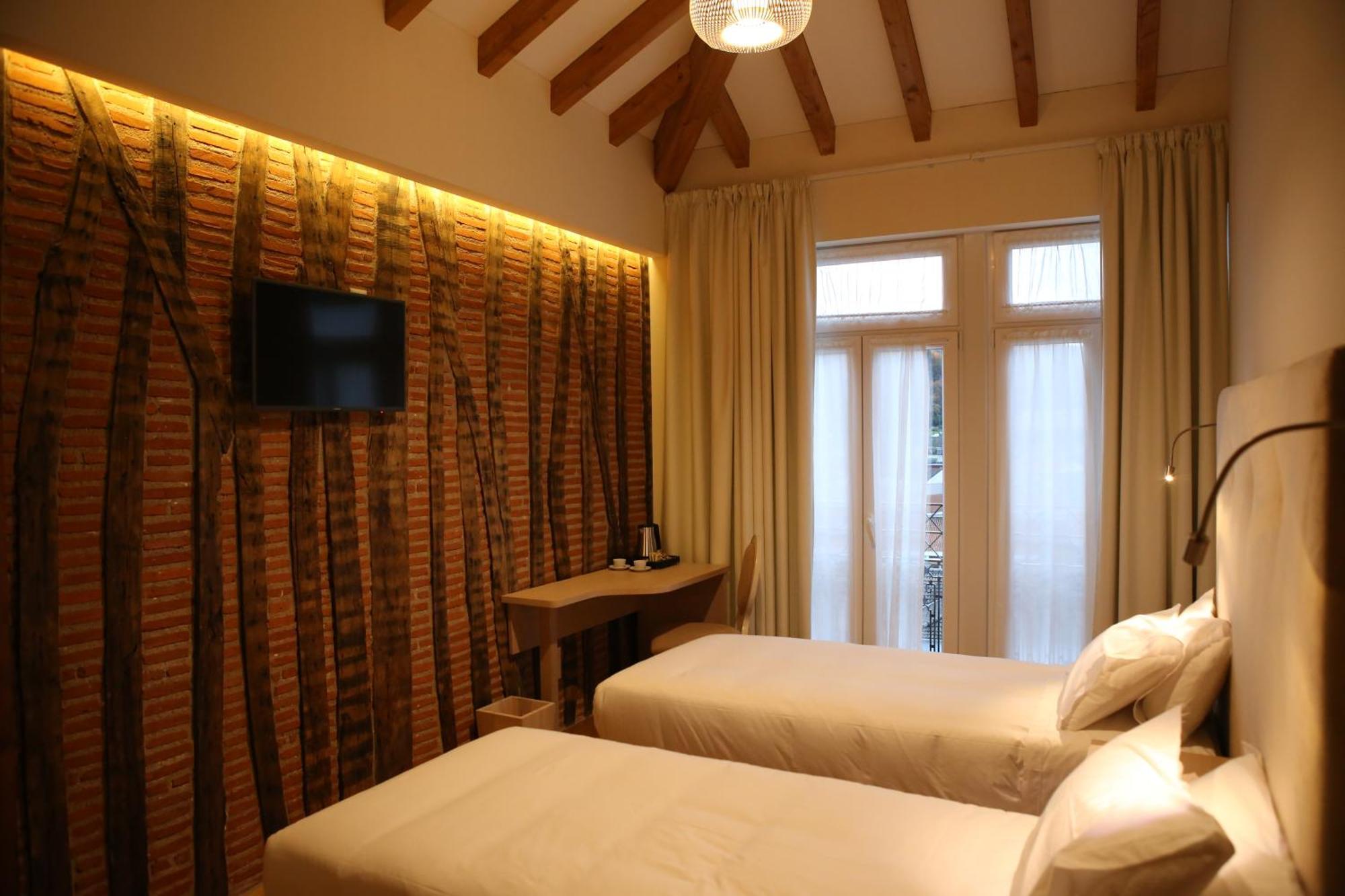 Bed and breakfast Muralha Charm House