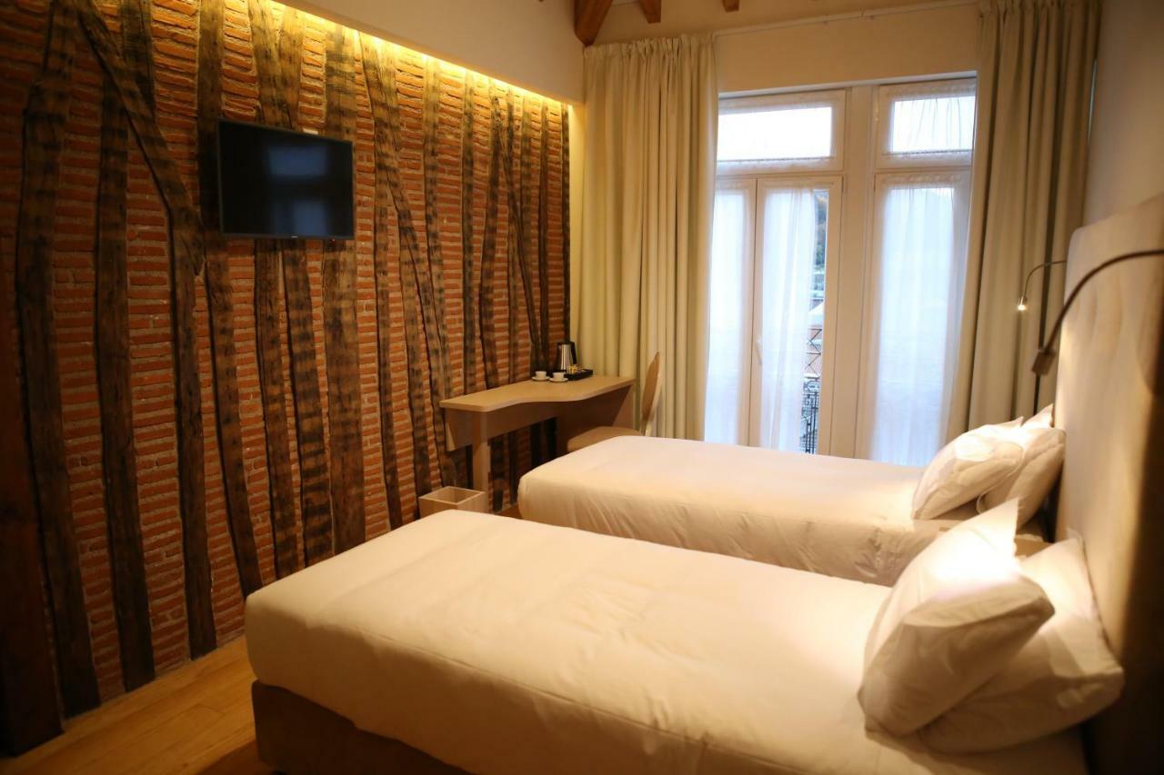 Bed & Breakfast Muralha Charm House