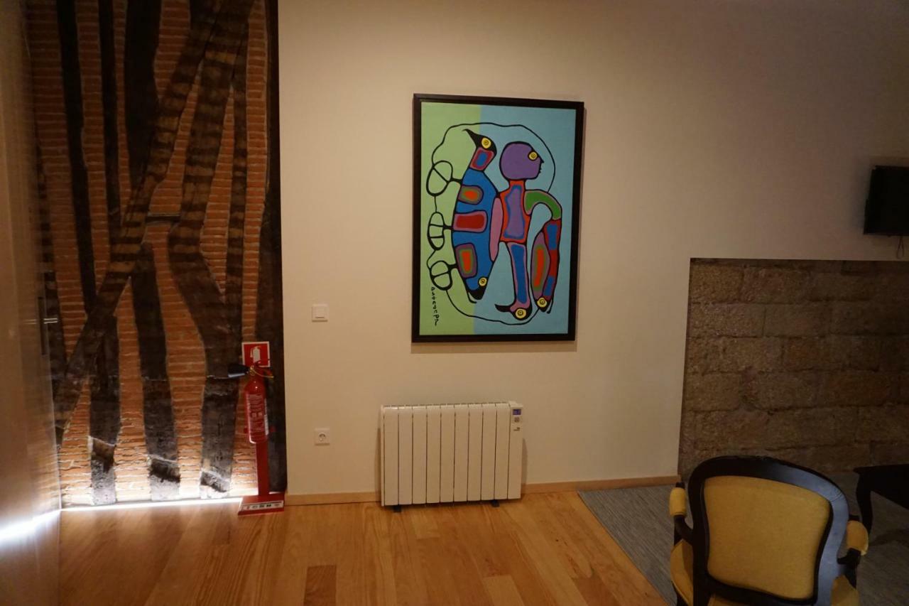 Muralha Charm House