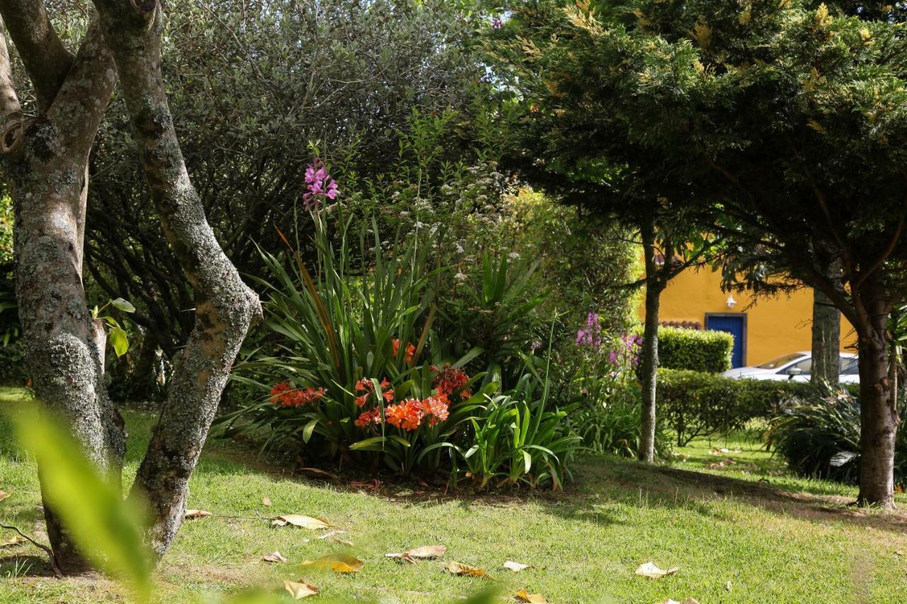 Quinta Flores Capelas