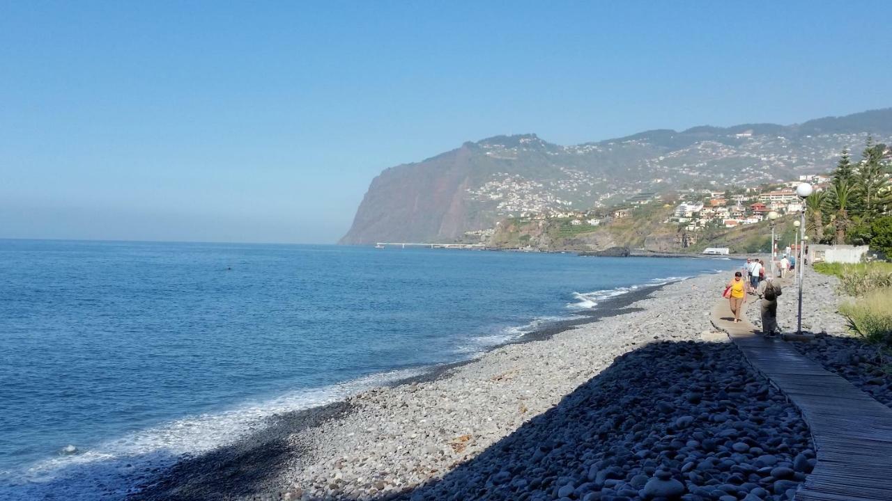Charming In Funchal - Sao Goncalo