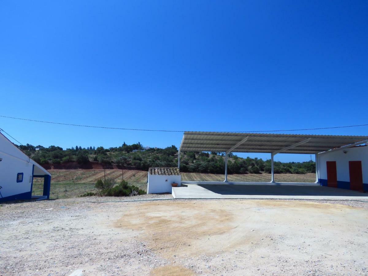 Vale Do Boto-quinta Com 3 Casas Holiday home *