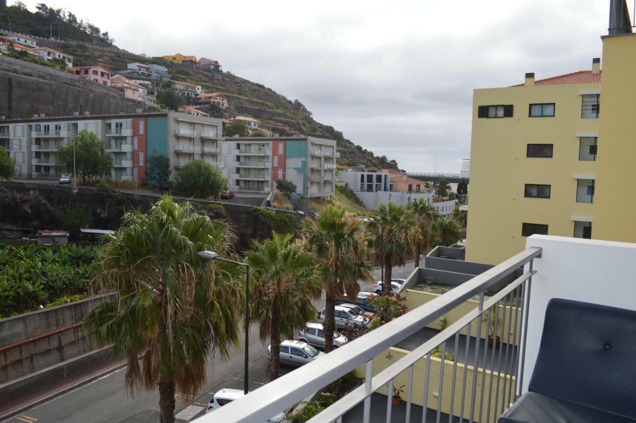 Holidays Plaza *