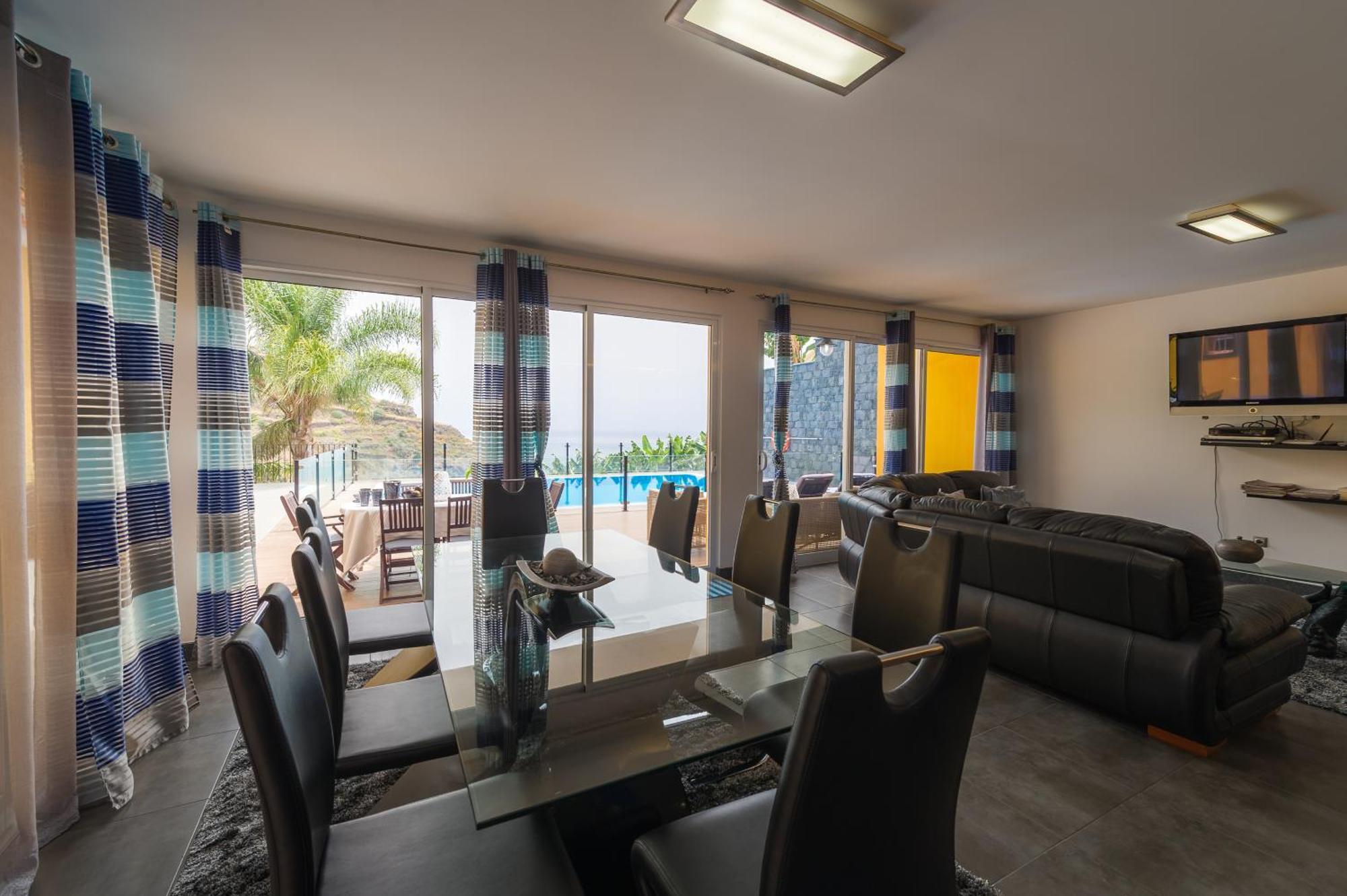 Zeza's House * Calheta (Madeira)