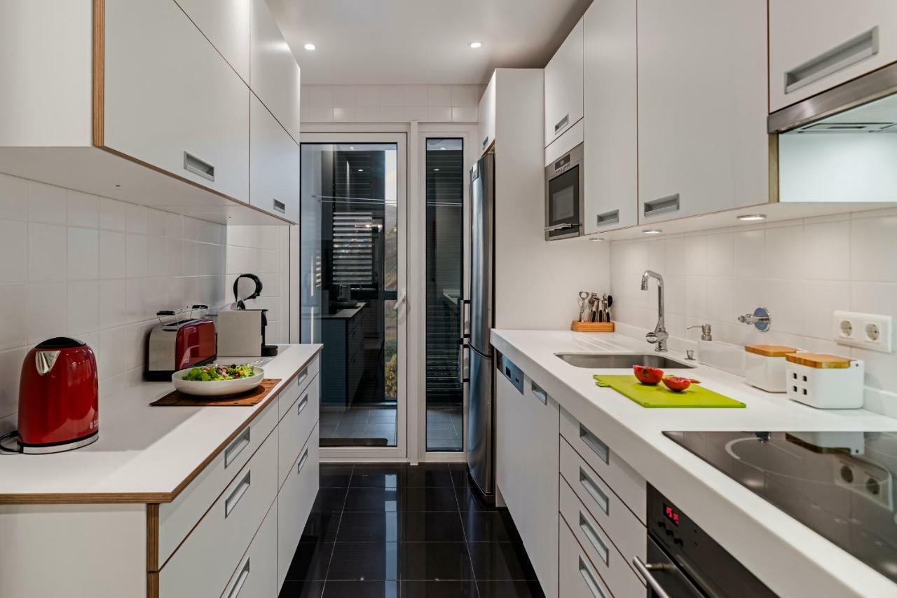 Formosa I By An Island Apartment *