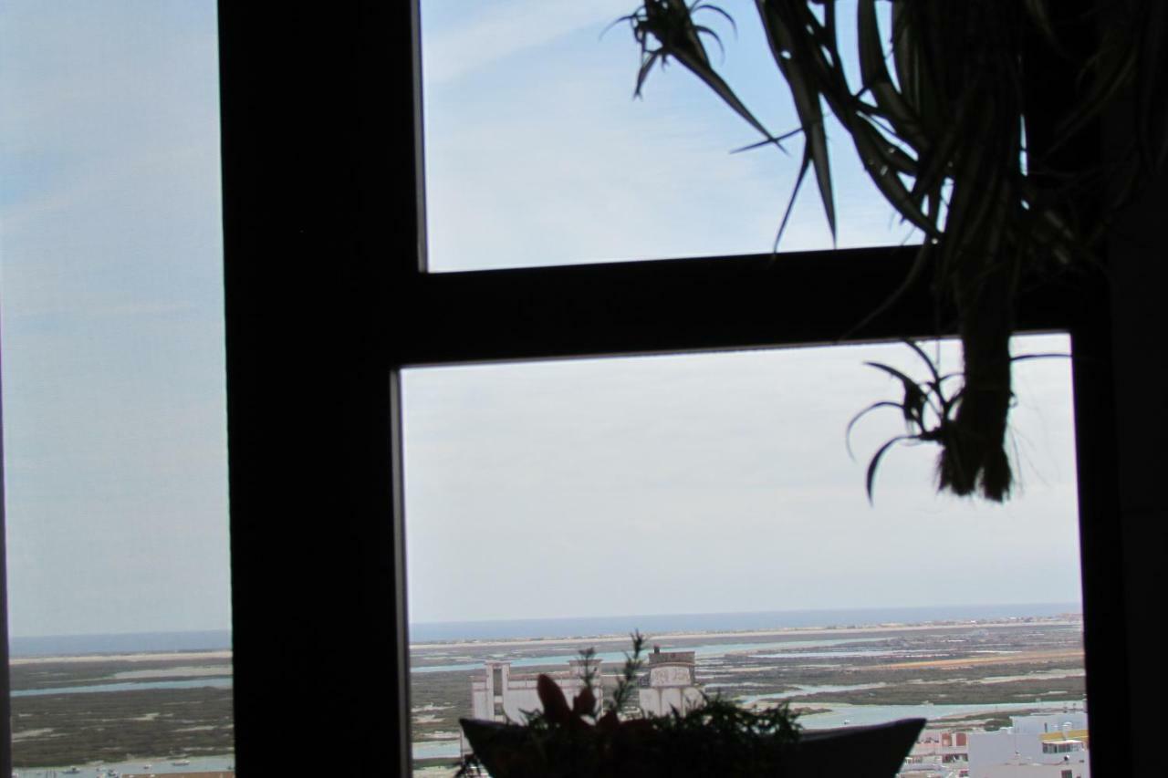 Apartment In With Sea View