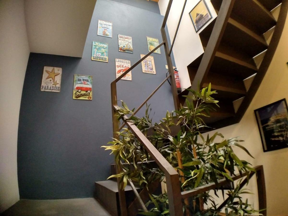 Sardines And Friends 04 Hostel *