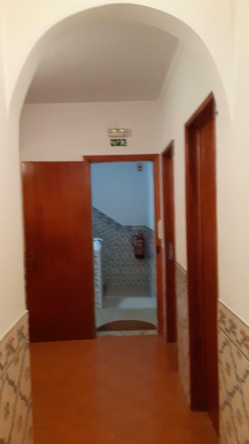 Alojamentos S.jose Guest house Atouguia Da Baleia