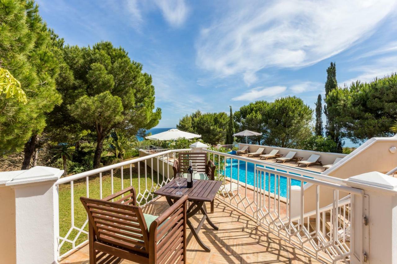 Villa Cliff With Ocean View And Pool At Stunning Cliffs