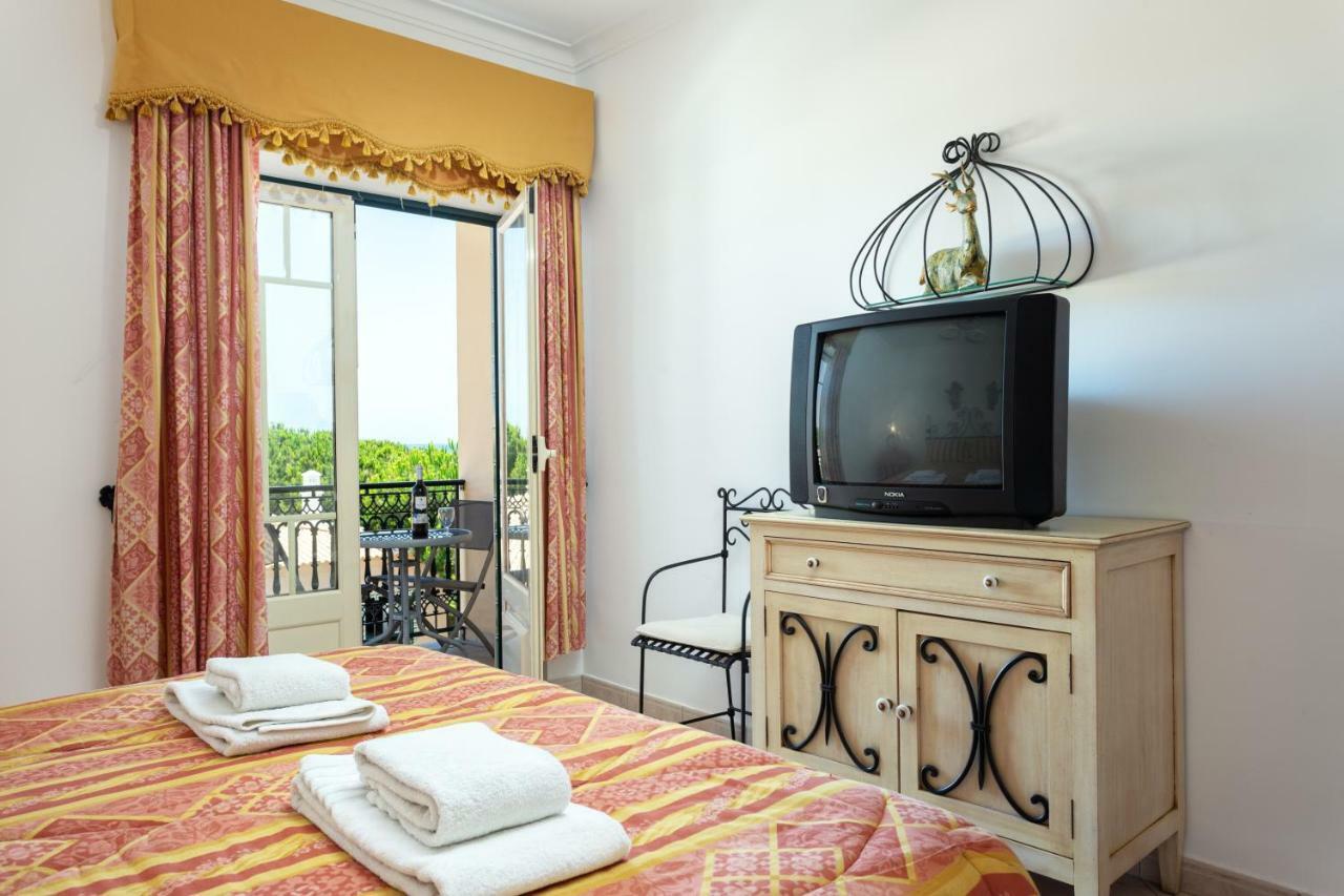 Wonderful Flats With Pool By Host Wise * Albufeira