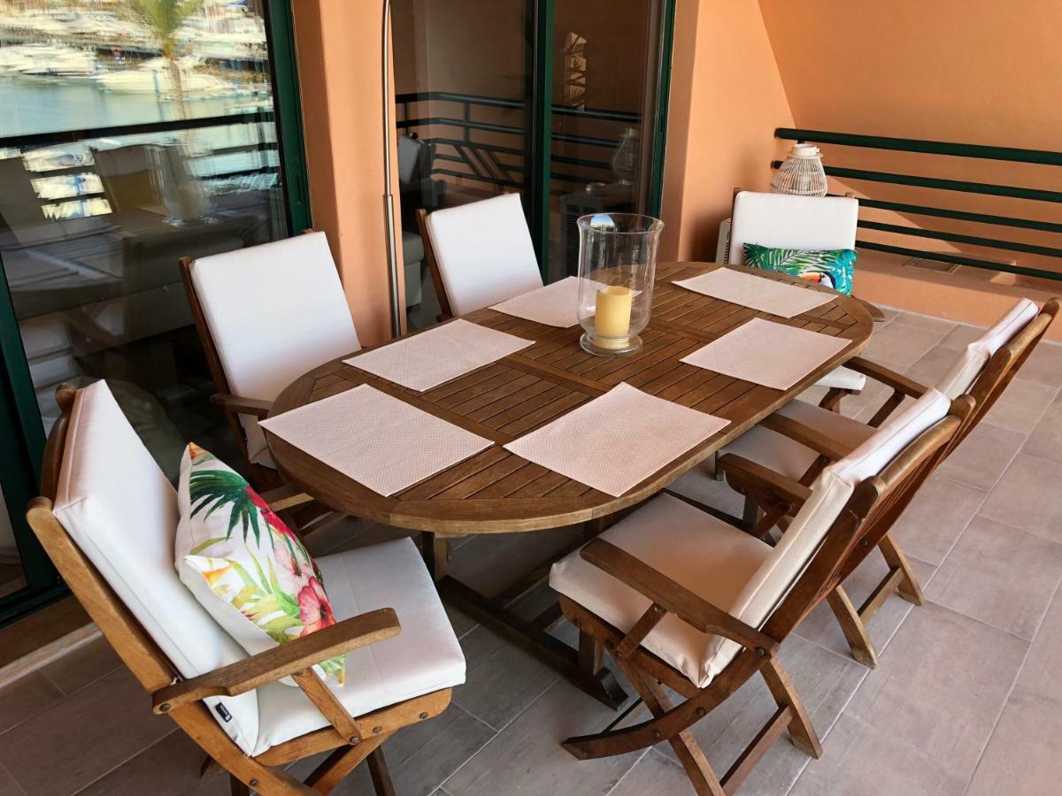 Marina Apartment *