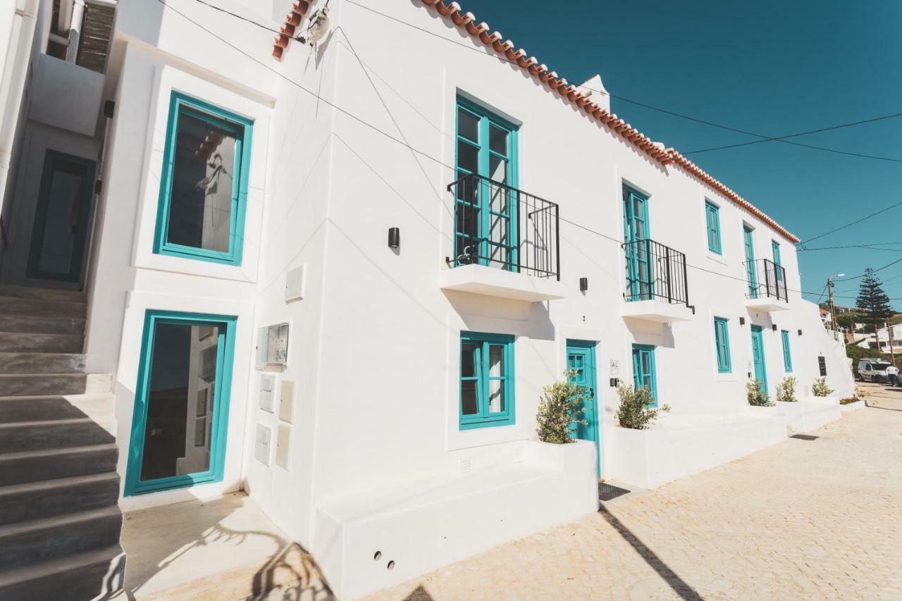 Azenhas Do Mar West Coast Design And Surf * Sintra