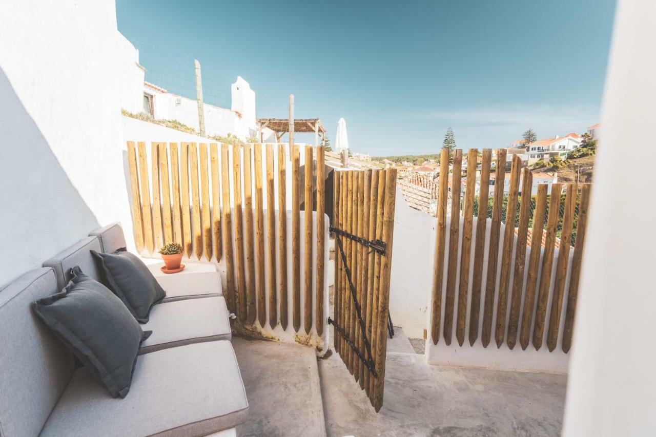 Azenhas Do Mar West Coast Design And Surf * Sintra