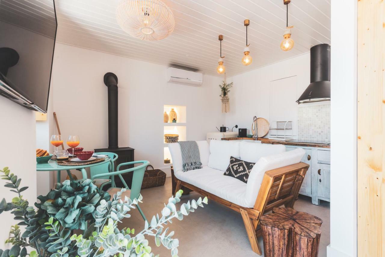 Azenhas Do Mar West Coast Design And Surf Apartment