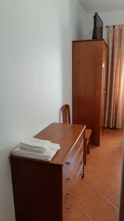 Alojamentos S.jose Guest house Atouguia Da Baleia