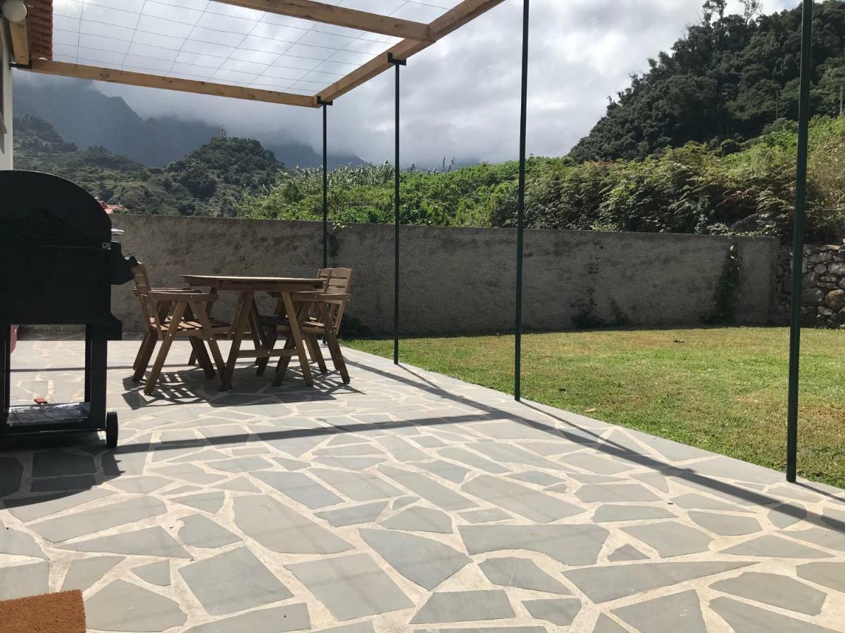 Casa Oliveira Esmeraldo - *
