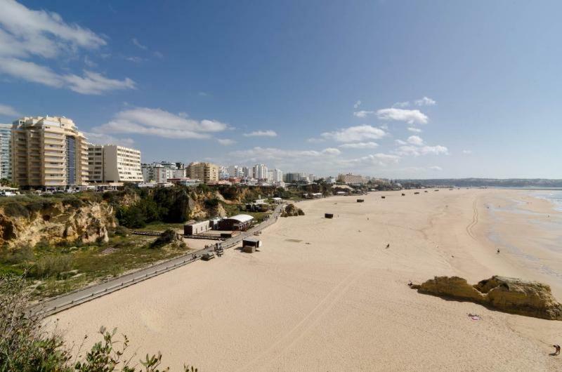 Rocha Tower By Apartahotel