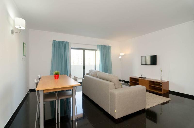 Rocha Tower By Apartahotel