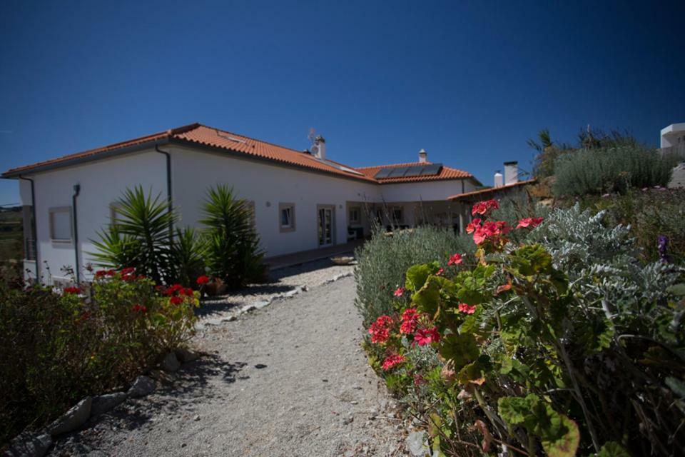 The Maverick Surfvillas Hostel