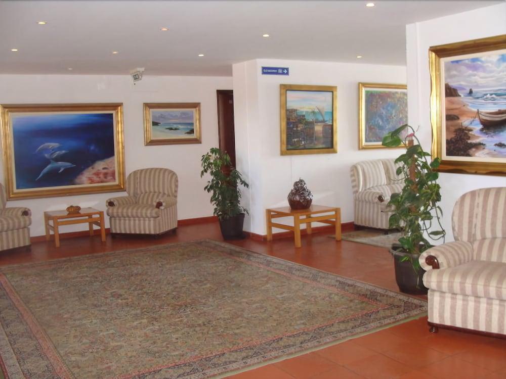 Navigator Aparthotel 3*