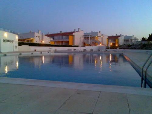 Aldeamento Turistico De Palmela 3* Cajados