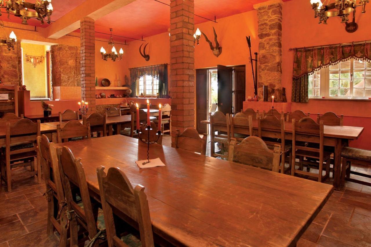 Rural Quinta Das Barradas Farm stay Odiaxere
