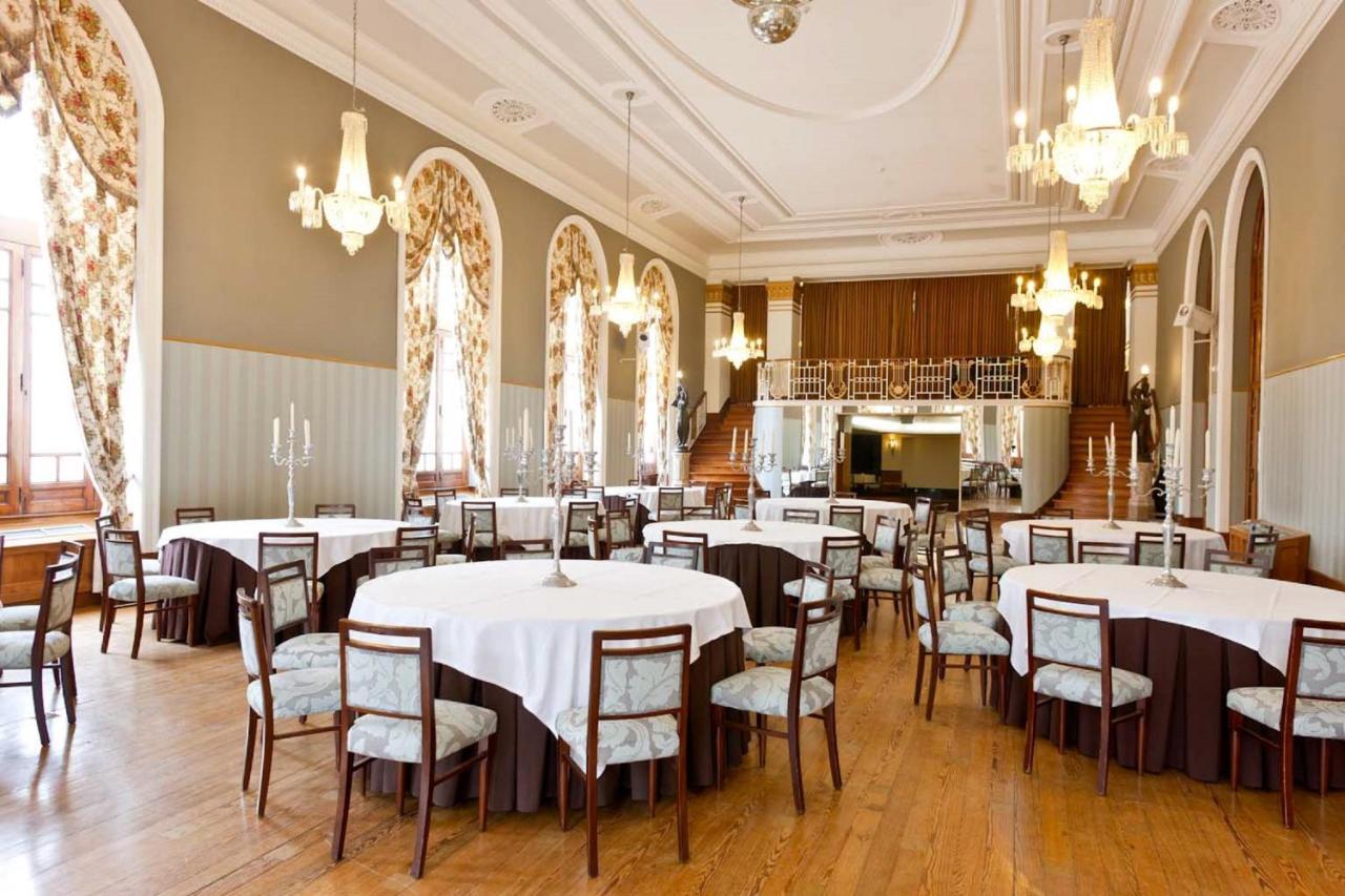 Hotel Palace &