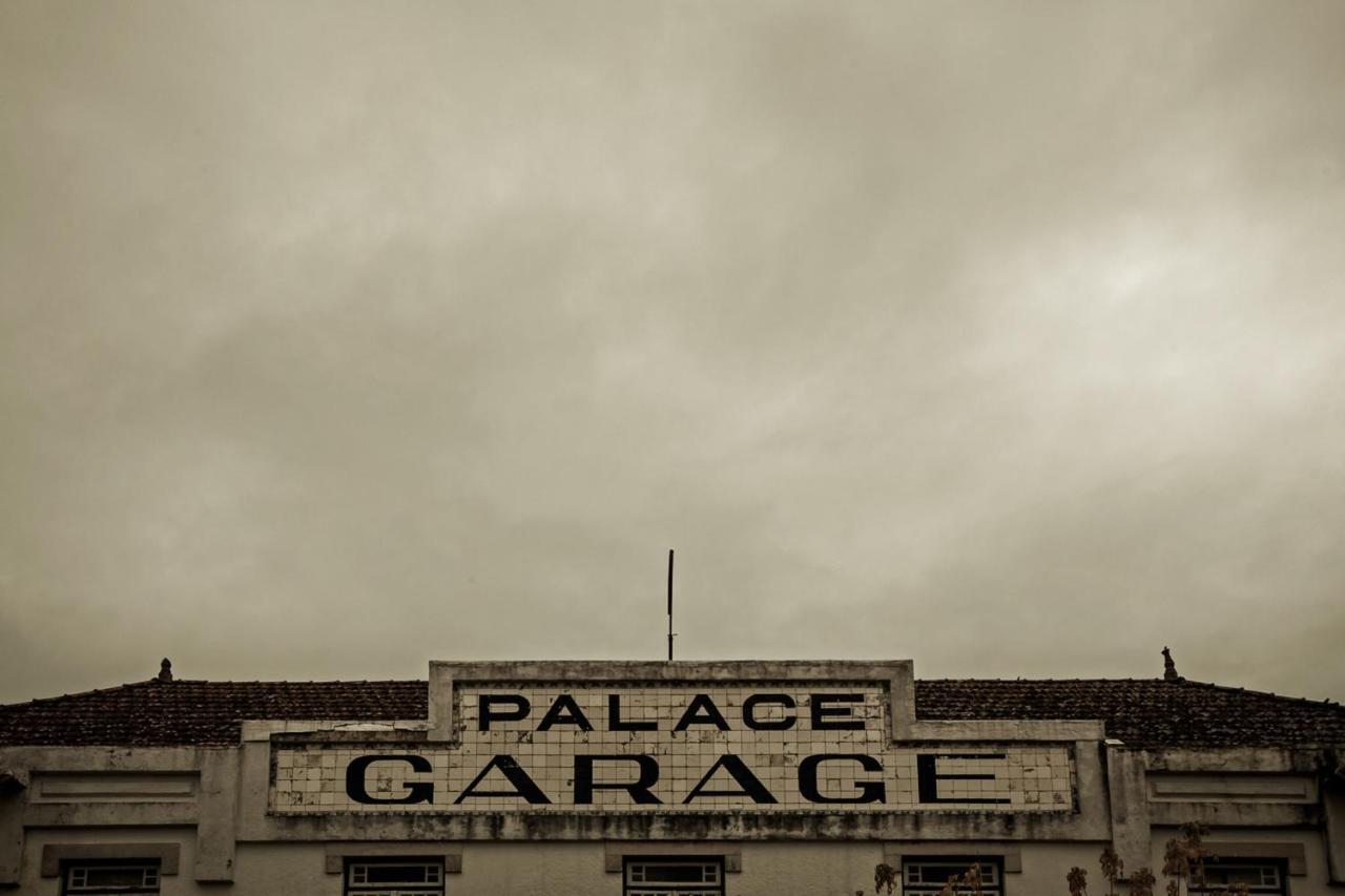 Palace & Curia