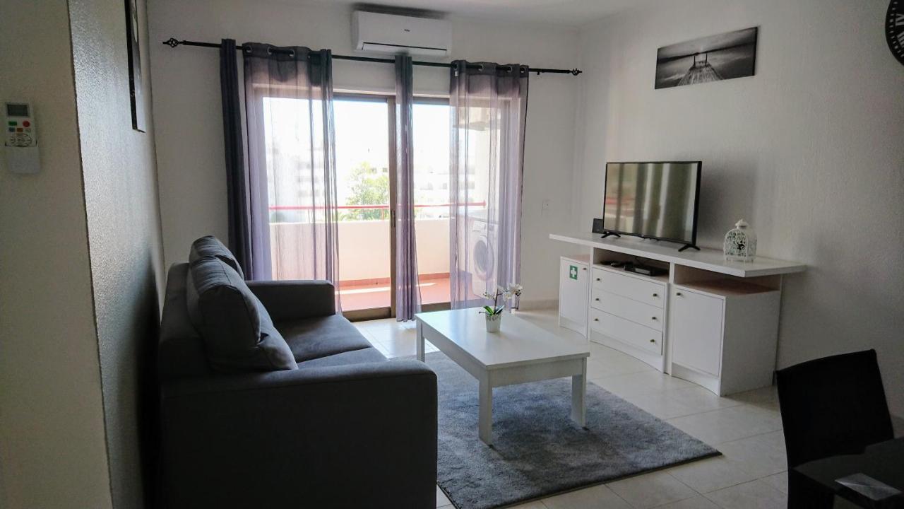Apartment Linda Vista Mar T1, A-c, Wi-fi, Porches Porches (Algarve)