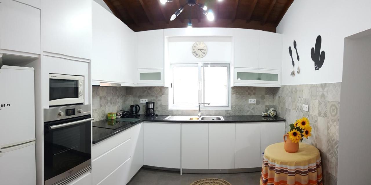 Join Our Relaxed House Near The Beach - Mosteiros Holiday home Mosteiros (Azores)