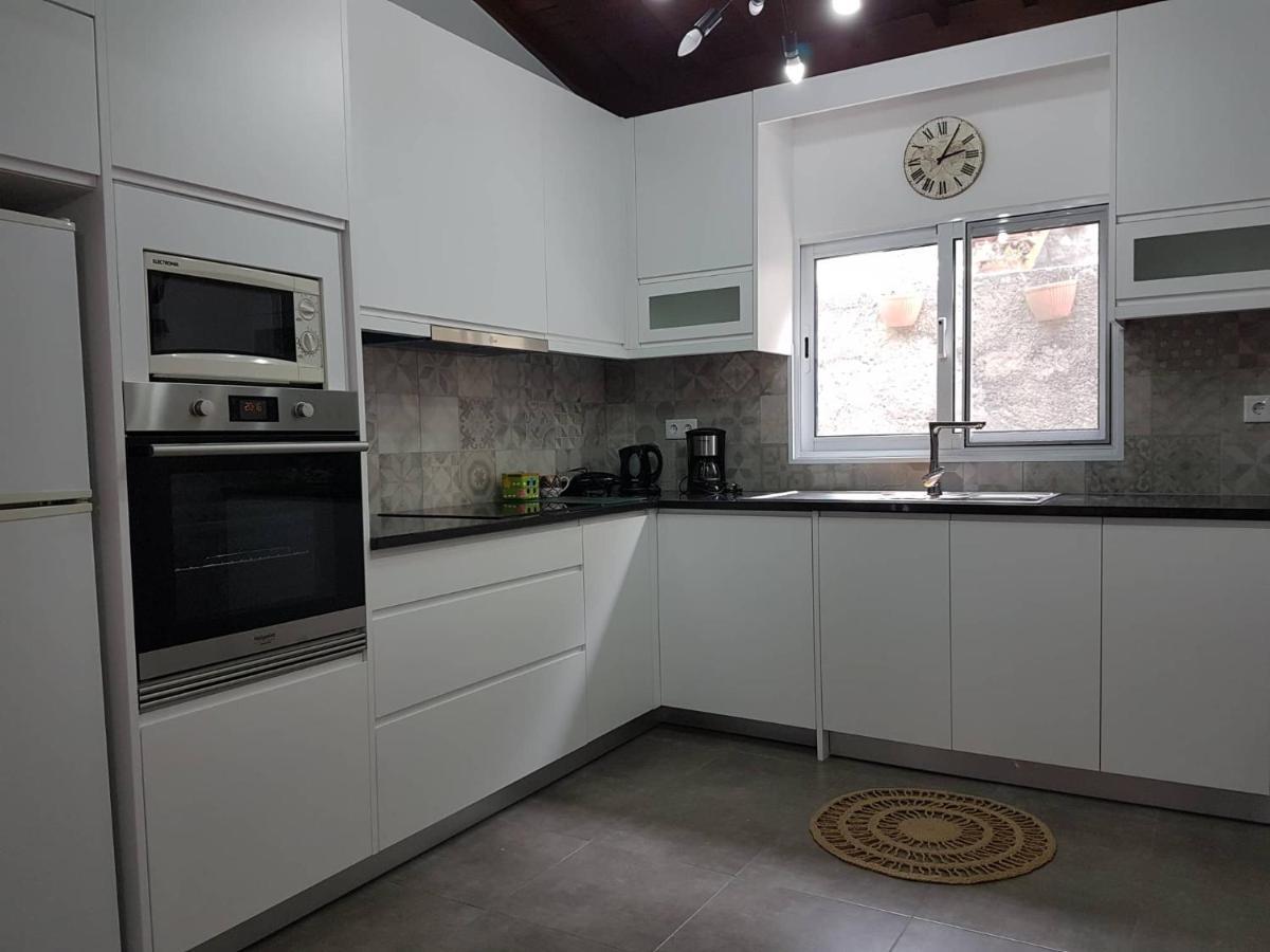 Join Our Relaxed House Near The Beach - Mosteiros Holiday home Mosteiros (Azores)