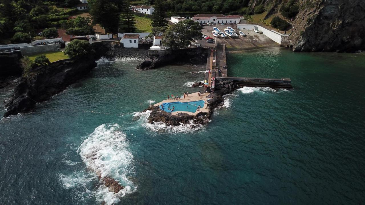 Villa H. S. Caloura *
