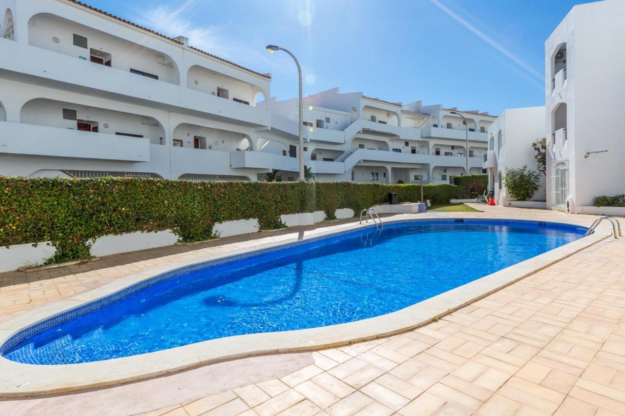 Correia Apartment