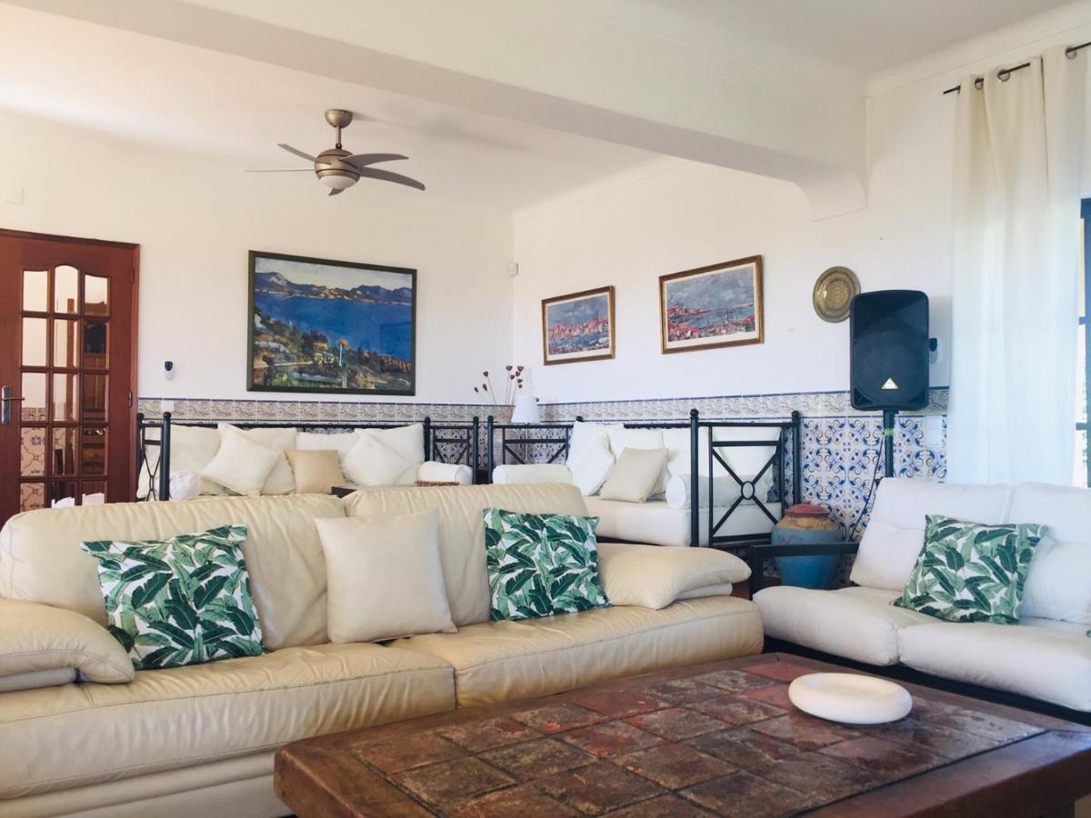 Sea House Villa *