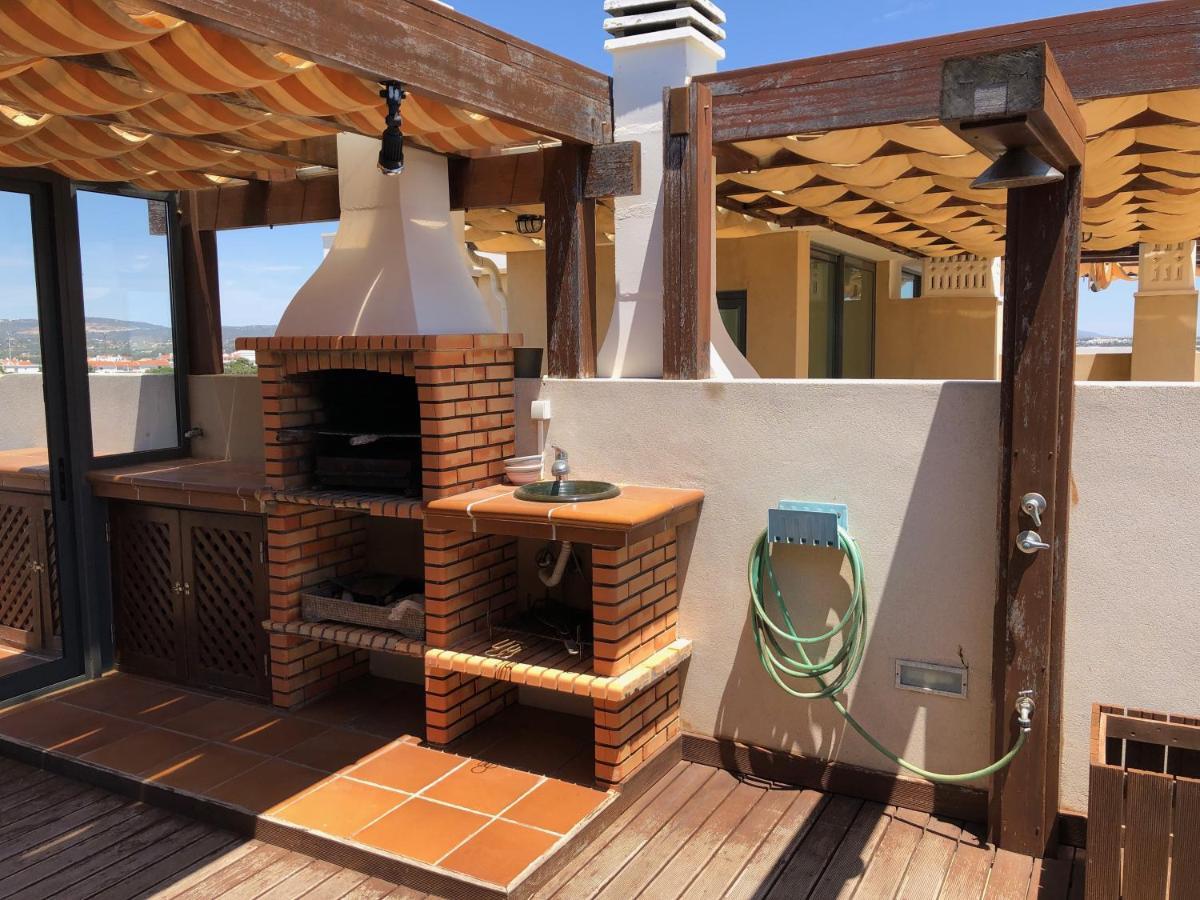 Falesia Penthouse Apartment Albufeira