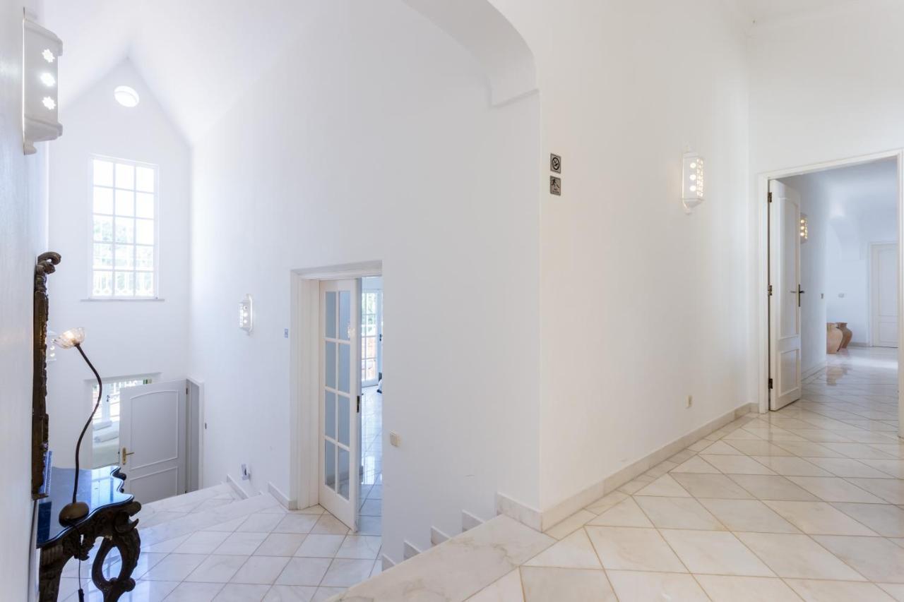 Villa Cliff With Ocean View And Pool At Stunning Cliffs *